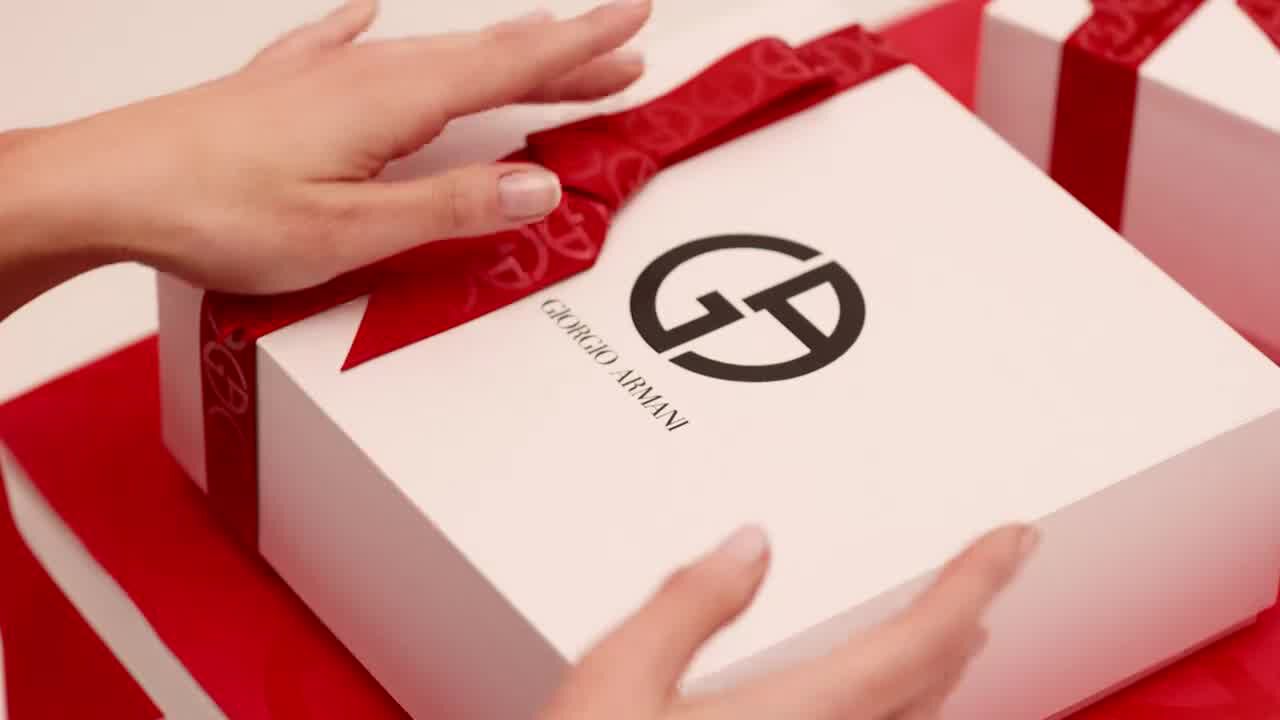 Armani gift clearance